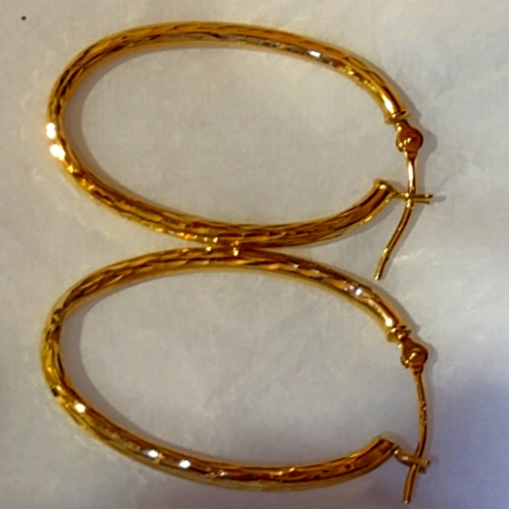14K Michael Anthony Etched Gold Hoop Earrings NWT 1.0gms. 1.5" - Picture 5 of 11